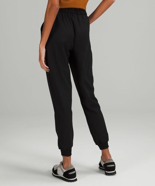 LULULEMON STRETCH HIGH RISE JOGGER BLACK (Category: Other Bottoms) located in Santa Rosa. Submitted by alejon007 (Listing ID 1439708911, Image 2). Description: LULULEMON STRETCH HIGH RISE JOGGER BLACK 100% Legit With dot size Excellent condition Cut main tag/care tag only No major issues Size 2 womens fit xs also fit small x 39.5 length PRIC 9⃣8⃣0⃣ PM.