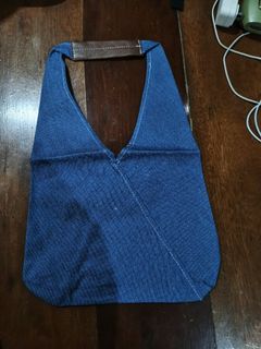 (Category: ) located in . Submitted by accountdetails (Listing ID 1439718749, Image 1). Description: .