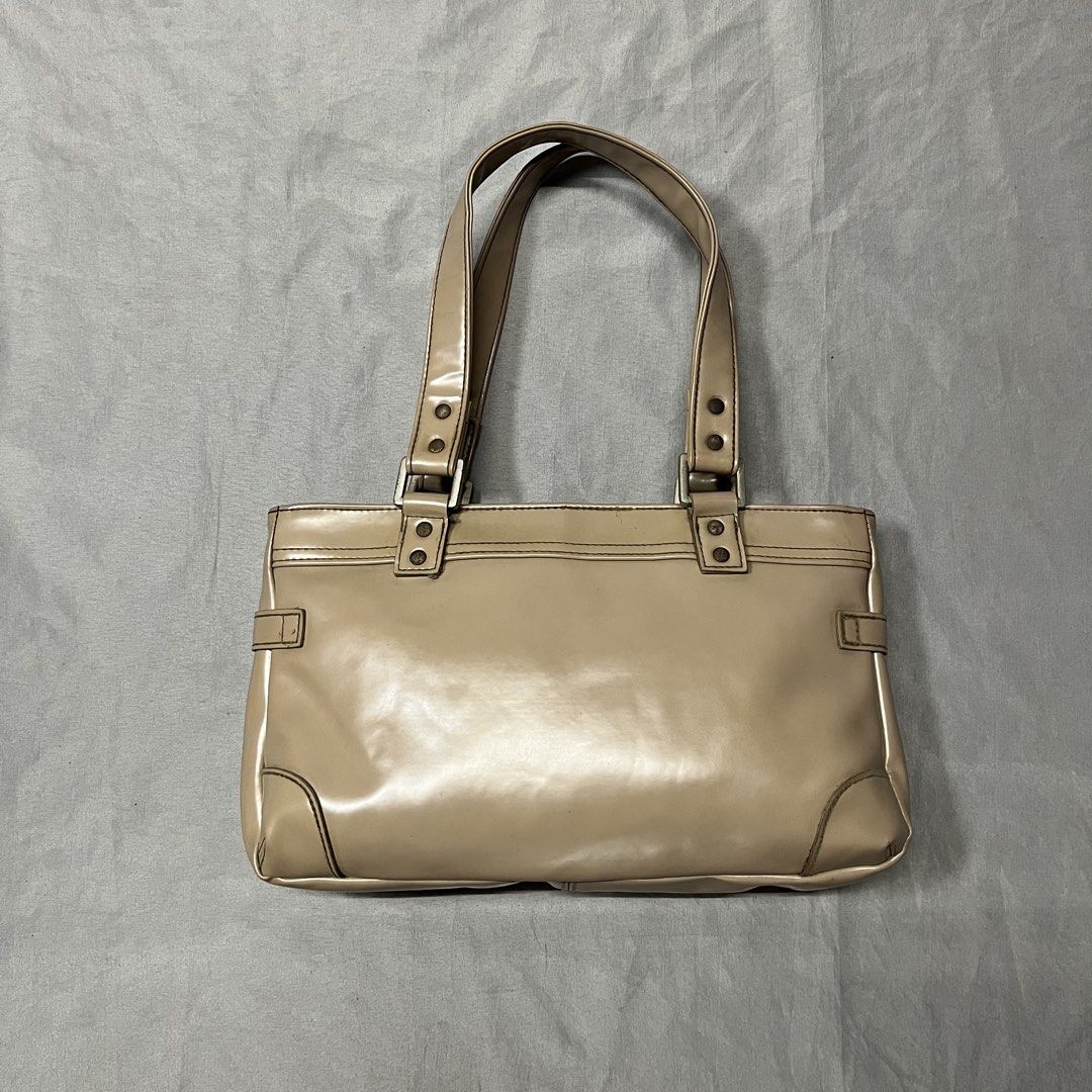 MARITHE + FRANCOIS GIRBAUD (Category: Luxury Bags & Wallets) located in Las Pinas. Submitted by unknownthfrift99 (Listing ID 1439756789, Image 2). Description: FOR SALE MARITHE + FRANCOIS GIRBAUD VINTAGE BAG NO CRACKING NEED CLEAN ONLY 650+SF LAS PIÑAS LOC .