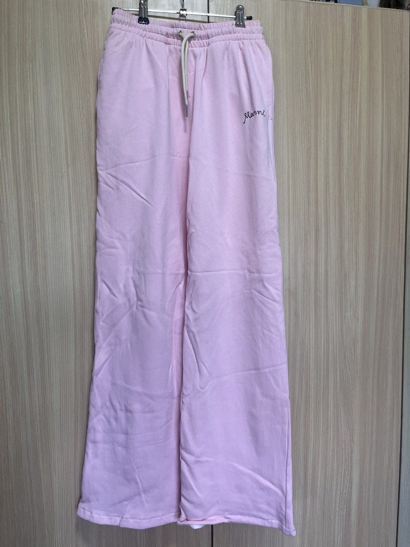 Marni Pink Wide Leg Sweatpants (Category: Other Bottoms) located in Taguig. Submitted by imgthrift (Listing ID 1439667604, Image 1). Description: - Marni pink sweatpants - Wide-leg design - Drawstring waist - Embroidered Marni logo on left leg - Soft and comfortable material - Relaxed fit - Perfect for casual wear -size 36.