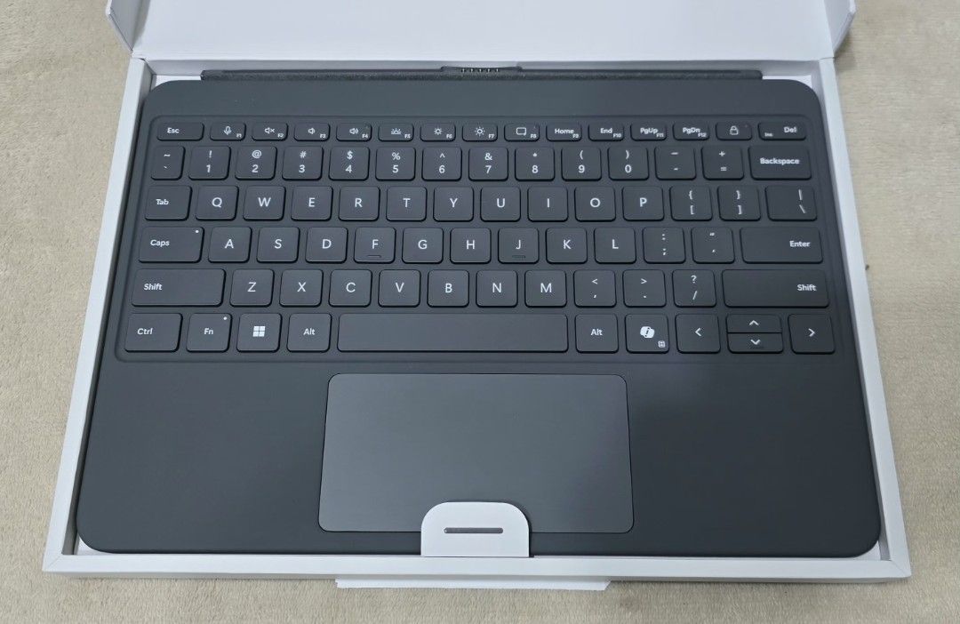 Microsoft Surface Keyboard 12"462932511870822402
