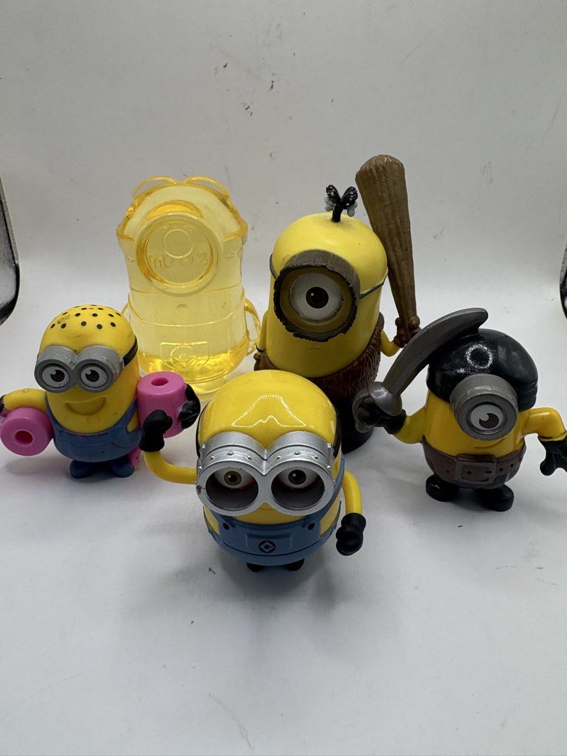 Minions Toy Figures (Category: Toys & Games) located in Binan City. Submitted by treasurejoycollection (Listing ID 1439776185, Image 1). Description: Price: Image 1 Php 50 Image 2 Php 50 Image 3 Php 50 Image 4 Php 135 Image 5 Php 150.