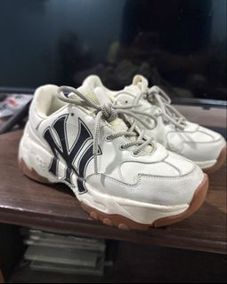 (Category: ) located in . Submitted by jv2v_ (Listing ID 1439696359, Image 1). Description: .