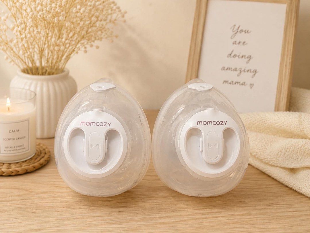 Momcozy V1 Wearable Cups only! (Category: Breastfeeding & Bottle Feeding) located in Taguig. Submitted by reg16 (Listing ID 1439730410, Image 1). Description: - Momcozy V1 Pro Wearable Cups only! - Barely used - Bought it @ ₱1870/pc on Tiktok Shop - Selling it a low price - No tubings included.