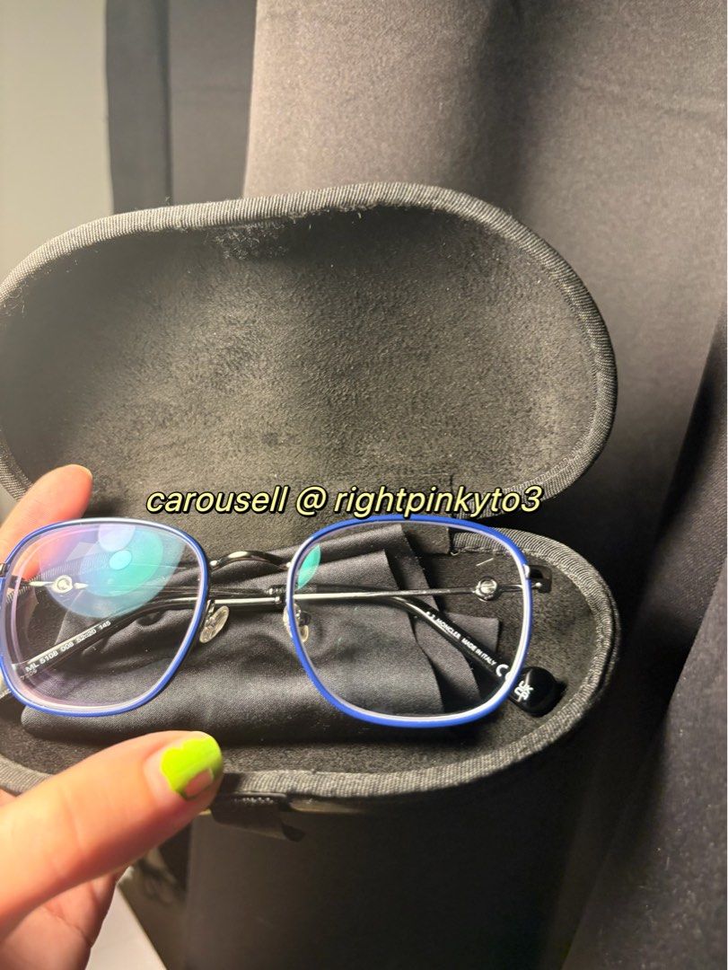 Moncler Eyeglasses with Blue Accents (Category: Sunglasses & Eyewear) located in Davao. Submitted by rightpinkyto3 (Listing ID 1439781514, Image 2). Description: Bought them for almost 14k - Stylish Moncler eyeglasses - Sleek design with blue accents - Includes original case and paperwork - Modern square frame - Perfect for everyday wear or special occasions.