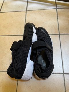 (Category: ) located in . Submitted by lsjee (Listing ID 1439666965, Image 1). Description: .