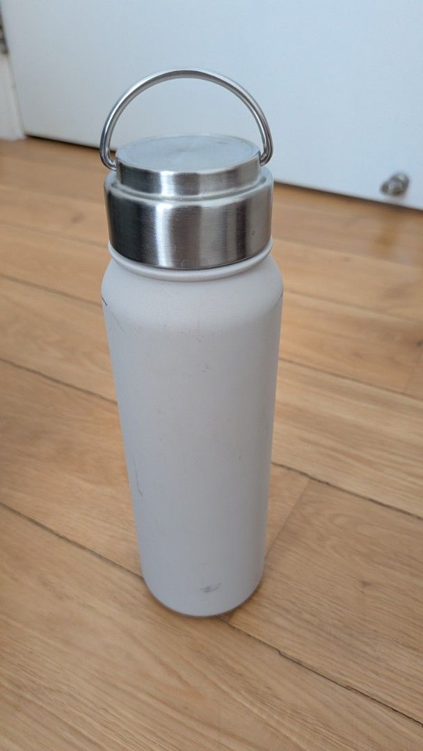 Nitori Thermo Water Bottle 710ml - White462756743512084480