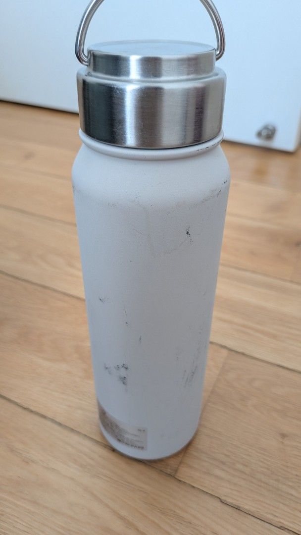 Nitori Thermo Water Bottle 710ml - White462756743512084481