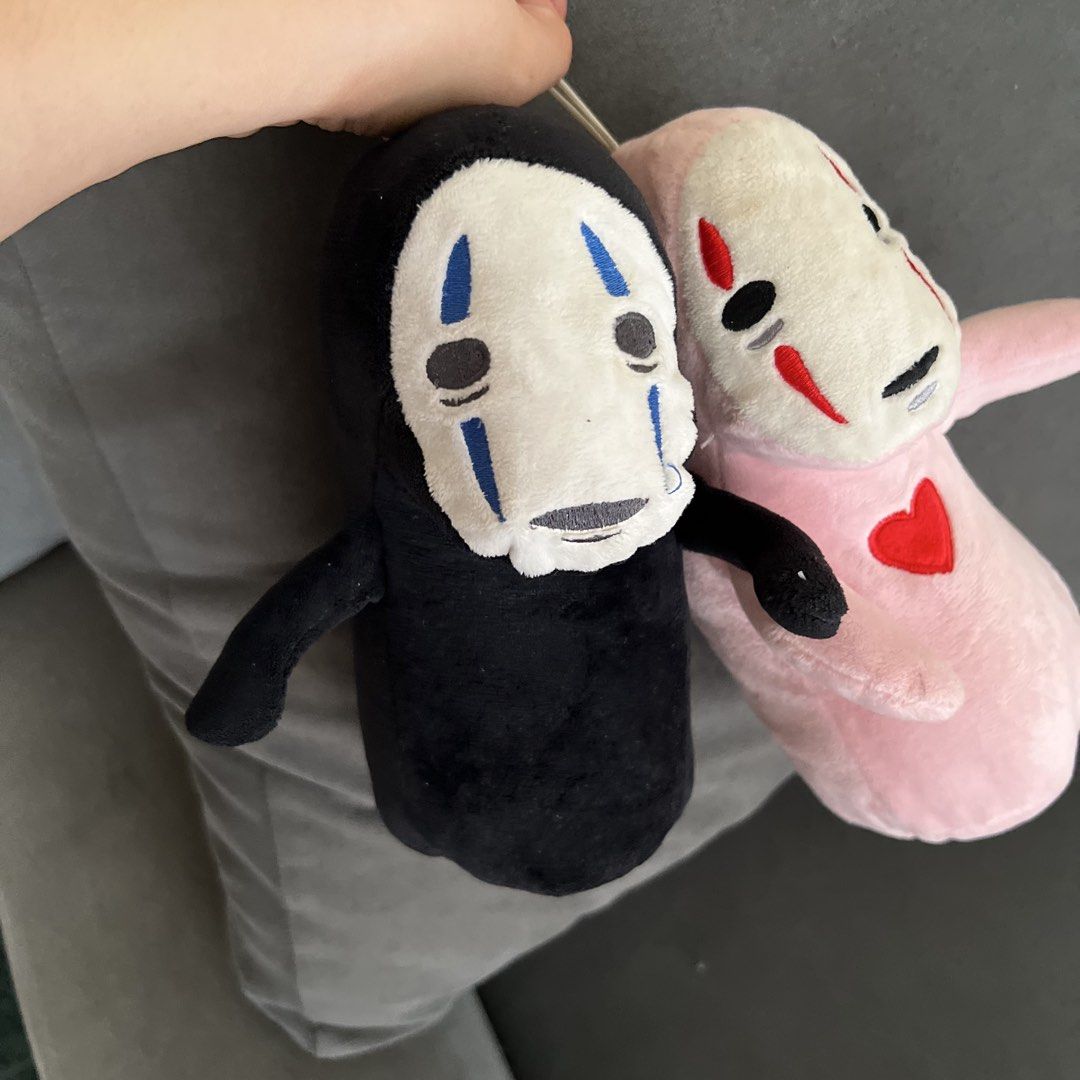 No-Face stuffed tots plush toy BUNDLE (Category: Toys & Games) located in Manila. Submitted by jurassicbark_ (Listing ID 1439609168, Image 3). Description: Decluttering.