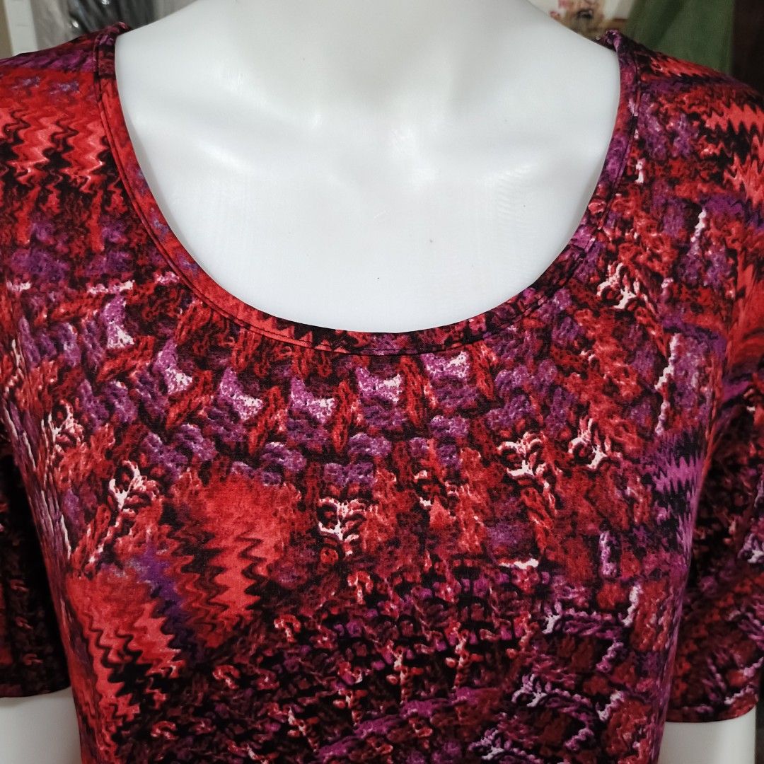 NOTATIONS Red Printed Short Sleeves Blouse; 2XL Plus Size Oversized (Category: Blouses) located in Moncada. Submitted by celynn.collection (Listing ID 1439780069, Image 3). Description: ✅ PLEASE READ BEFORE ASKING! 😊 ----------------------------------------------------- 📍LOCATION: Pangasinan, Luzon ----------------------------------------------------- ✅ Clothes are THRIFTED or PRE-LOVED unless stated brand new. ---------------------------------