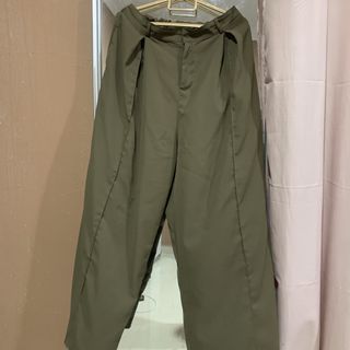 (Category: ) located in . Submitted by mysyapreloved (Listing ID 1439652400, Image 1). Description: .