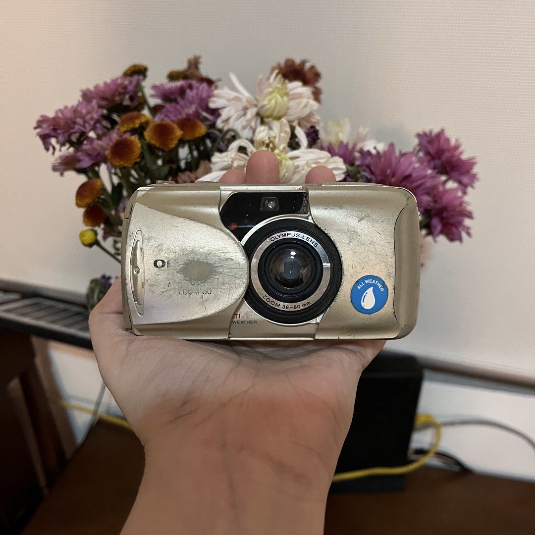 Olympus Zoom 80 film cam, Photography, Cameras on Carousell