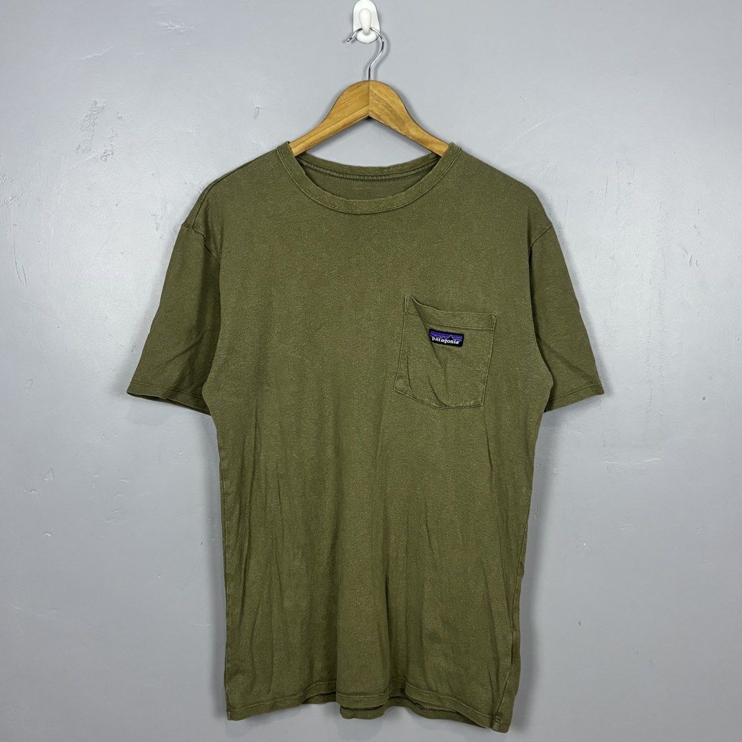 Patagonia Pocket Tee Olive Green (Category: Tshirts & Polo Shirts ) located in Mabalacat. Submitted by doughnutthrift (Listing ID 1439676494, Image 1). Description: PATAGONIA POCKET TEE Excellent condition W- 21” L- 28” No issue.
