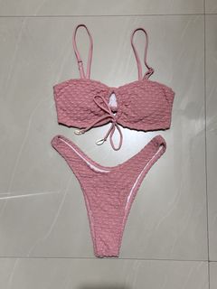 (Category: ) located in . Submitted by Tanyaaaaaa__ (Listing ID 1439619238, Image 1). Description: .