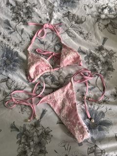 (Category: ) located in . Submitted by clothesmind (Listing ID 1439654594, Image 1). Description: .