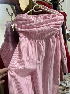 (Category: ) located in . Submitted by preloveditemscloset (Listing ID 1439651383, Image 1). Description: .