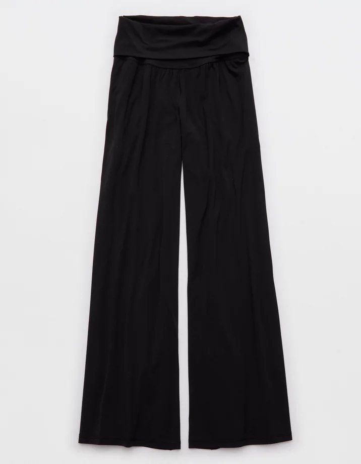 Pleated Fold over Pants for beach cover up (Category: Other Bottoms) located in Las Pinas. Submitted by kylloren_ (Listing ID 1439714890, Image 1). Description: rfs: decluttering fits m to semi l.