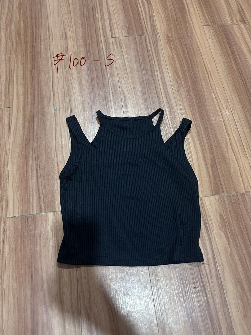 Preloved items! (Category: Shoulder Bags) located in Imus. Submitted by aaa1111__ (Listing ID 1439726211, Image 3). Description: preloved items🌷 check each items for prices location: general trias, cavite mop: gcash/bdo.