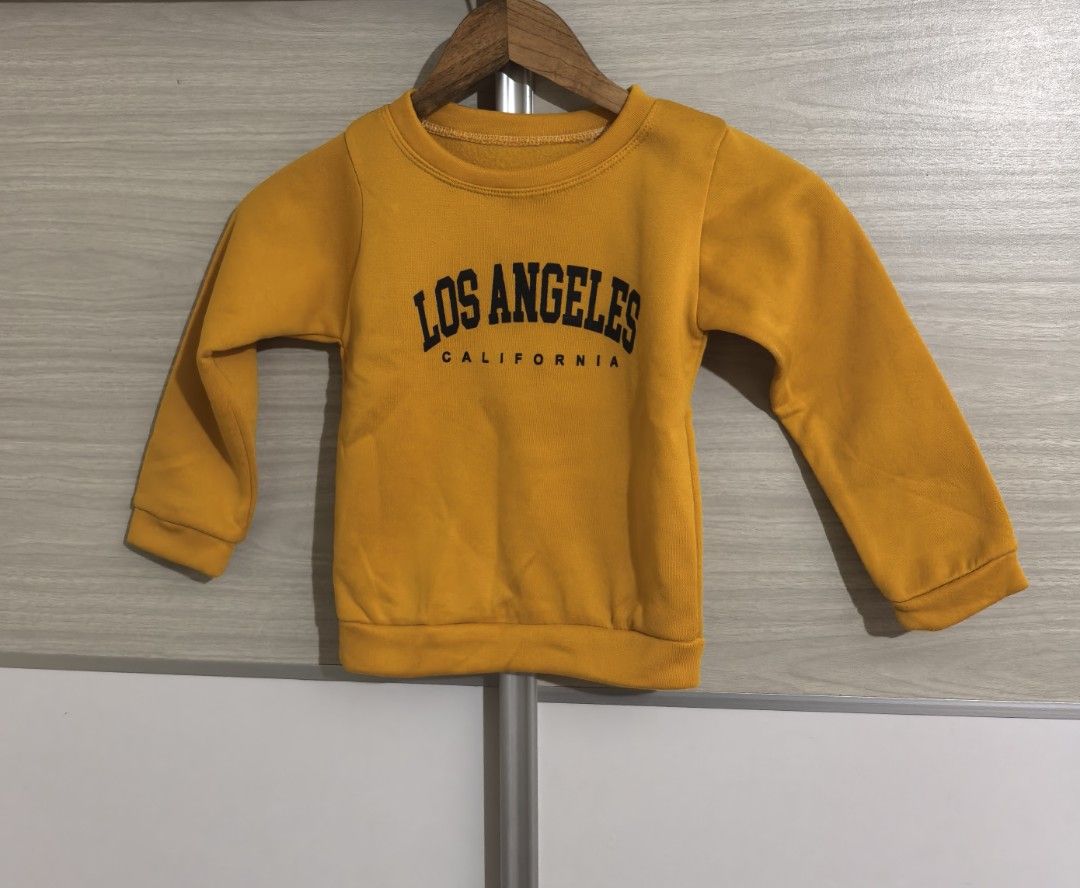 Preloved Sweatshirt and Pants | Age: 3-5 (Category: Babies & Kids Fashion) located in Meycauayan. Submitted by preloved_items_j (Listing ID 1439794929, Image 2). Description: - Mustard yellow sweatshirt and pants set .