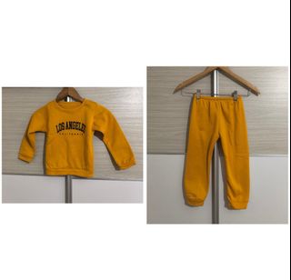 (Category: ) located in . Submitted by preloved_items_j (Listing ID 1439794929, Image 1). Description: .