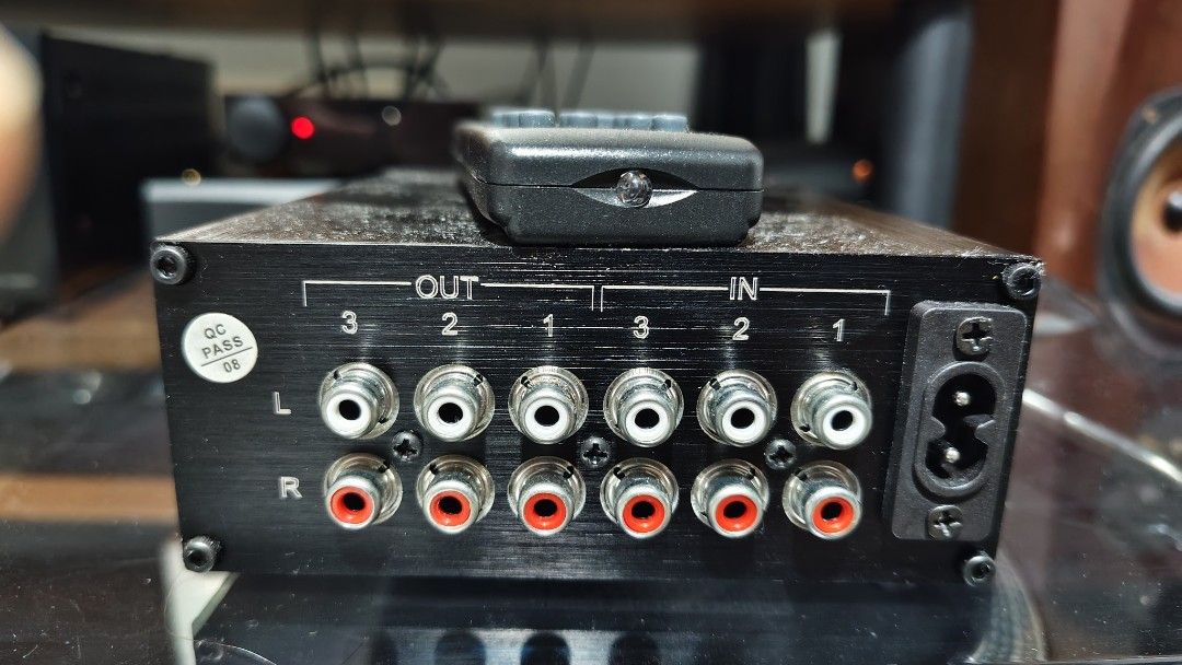 RCA Audio Switcher462784234742108161