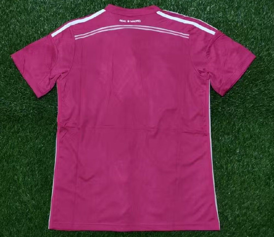 Real Madrid vintage jersey pink fans (Category: Activewear) located in Singapore. Submitted by hoodiepl (Listing ID 1439743107, Image 1). Description: brand new size S M L XL avail item be sending using tracking mail takes 1-3 working days no meet up no self-collect.