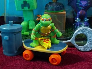 (Category: ) located in . Submitted by boxoftoys01 (Listing ID 1434565515, Image 1). Description: .