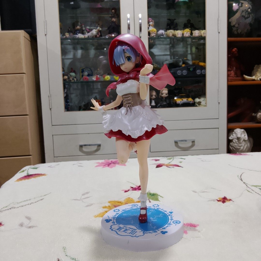 Re:Zero Rem Little Red Riding Hood Figure (Category: Figurines & Statues) located in Manila. Submitted by boldflower_2f5769 (Listing ID 1439773238, Image 1). Description: - Rem figure from Re:Zero. - Features Rem in a Little Red Riding Hood outfit. - Red dress and hood with white accents. - Includes a circular base. - Base has the name "Rem". - Made in China. -Size- 20cm -Price-1000 - Mop- through Gcash only -COURIER-J&t/LBC/lalamove -PAYMENT FIR