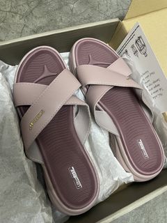 (Category: ) located in . Submitted by marpreloved18 (Listing ID 1439757515, Image 1). Description: .