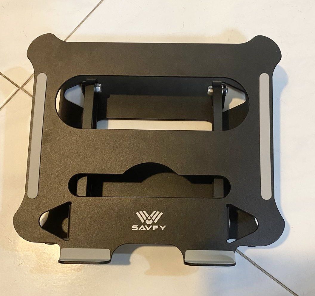 Savfy Laptop Stand / Tablet Foldable Stand463169651485583360