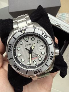 (Category: ) located in . Submitted by bezelite (Listing ID 1439686152, Image 1). Description: .