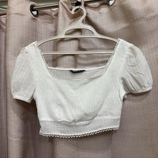 (Category: ) located in . Submitted by miss.v.declutter (Listing ID 1439771291, Image 1). Description: .