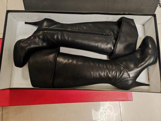 （分類：）位於 。 由 mokwingtung 提交（商品編號 1439721400，圖片 1）。簡介： 。