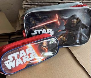 （分類：）位於 。 由 StarWarsFan 提交（商品編號 1439717942，圖片 1）。簡介： 。