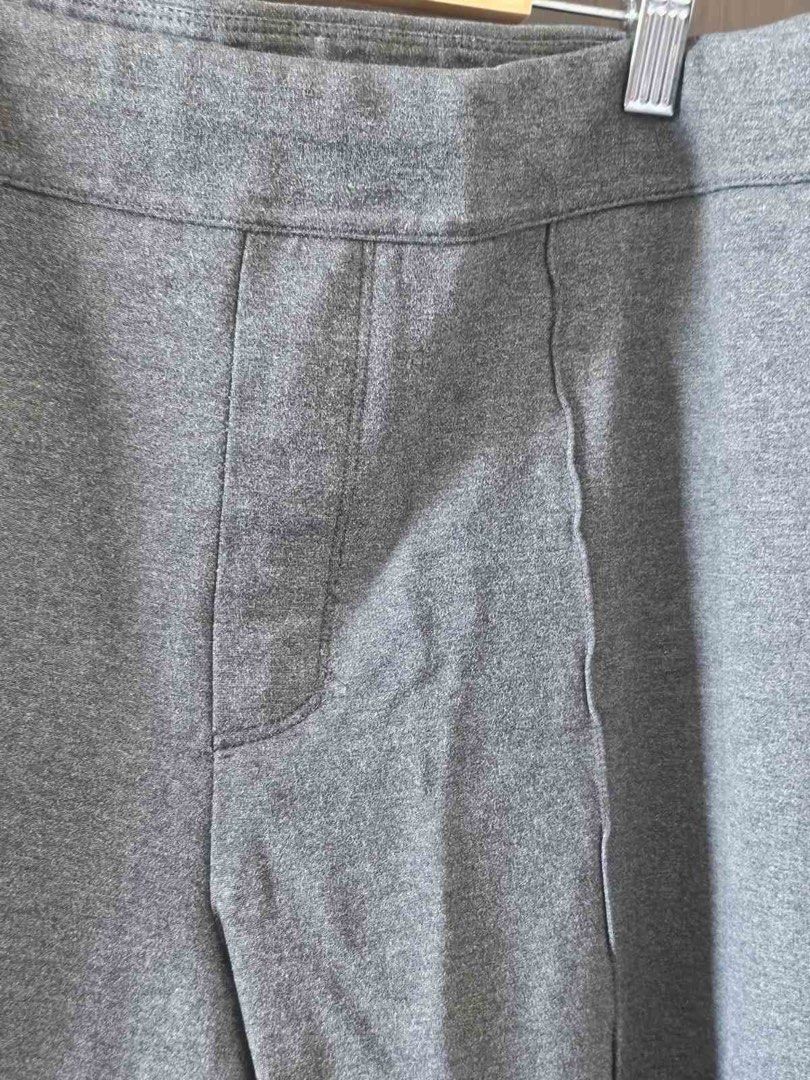 Stretchy Flare Pants (Category: Jeans) located in Makati City. Submitted by stephdzn (Listing ID 1439667612, Image 2). Description: - Gray flare pants - Size: XL - Soft, stretchy fabric - Clean design with vertical seams Waist 38-40.