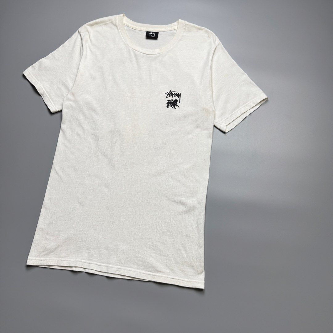 Stussy - Lion Shield Stone Rasta Tshirt (Category: Tshirts & Polo Shirts ) located in Quezon City. Submitted by japon_rose (Listing ID 1439660732, Image 3). Description: FOR SALE: GUARANTEED AUTHENTIC ❗️ Mens/ Stussy - Lion Shield Stone Rasta Tshirt Size: Small on Tag (Mens) Length: 29 Width: 18 Shoulder: 17 Sleeves: 8.5 Hem: 18.5 (MEASURED IT BY INCHES) 9.5/10 Overall condition In Excellent condition No issues or flaws NO CRACKPRINT! •₱ 1,200.00