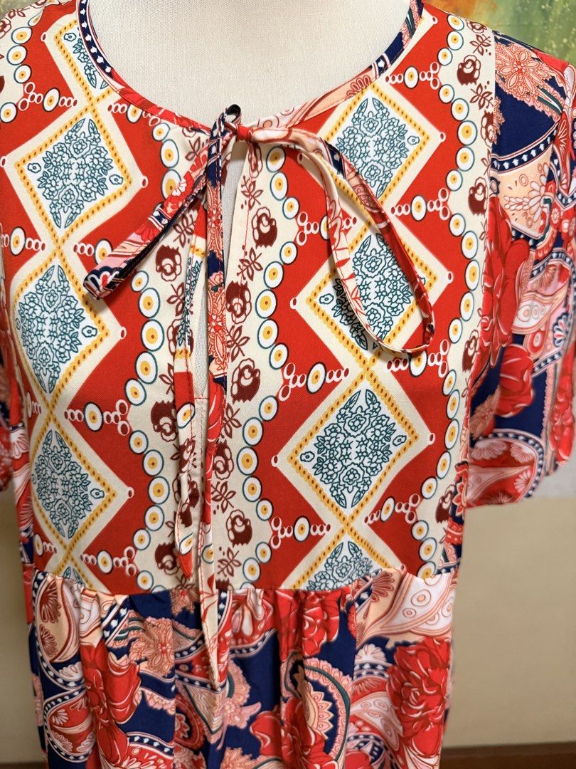 Summer printed dress (Category: Dresses) located in Muntinlupa City. Submitted by gap0710 (Listing ID 1439640456, Image 2). Description: Summer short dress. In excellent condition .