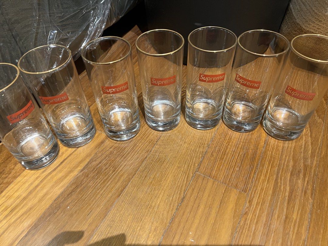 Supreme cups463233520753725440