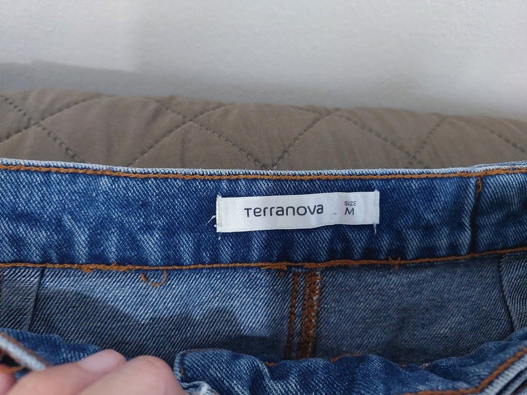 Terranova Denim Skirt - Size M (Category: Skirts) located in Mandaluyong City. Submitted by declutterwithkinah (Listing ID 1439711872, Image 2). Description: rfs lost weight.