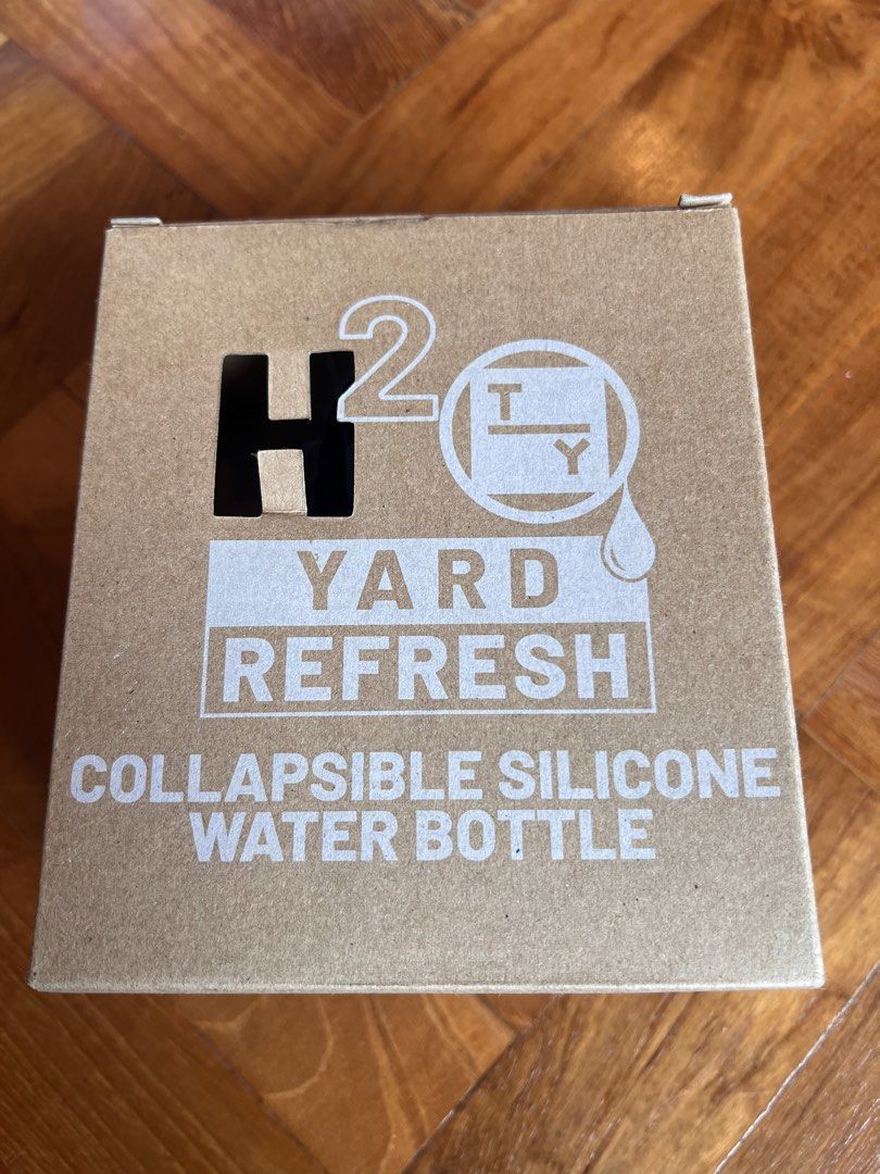 The Yard Collapsible Silicone Water Bottle462756741677076480