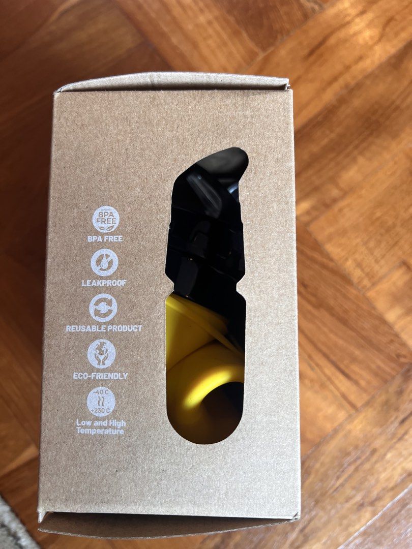 The Yard Collapsible Silicone Water Bottle462756741677076482