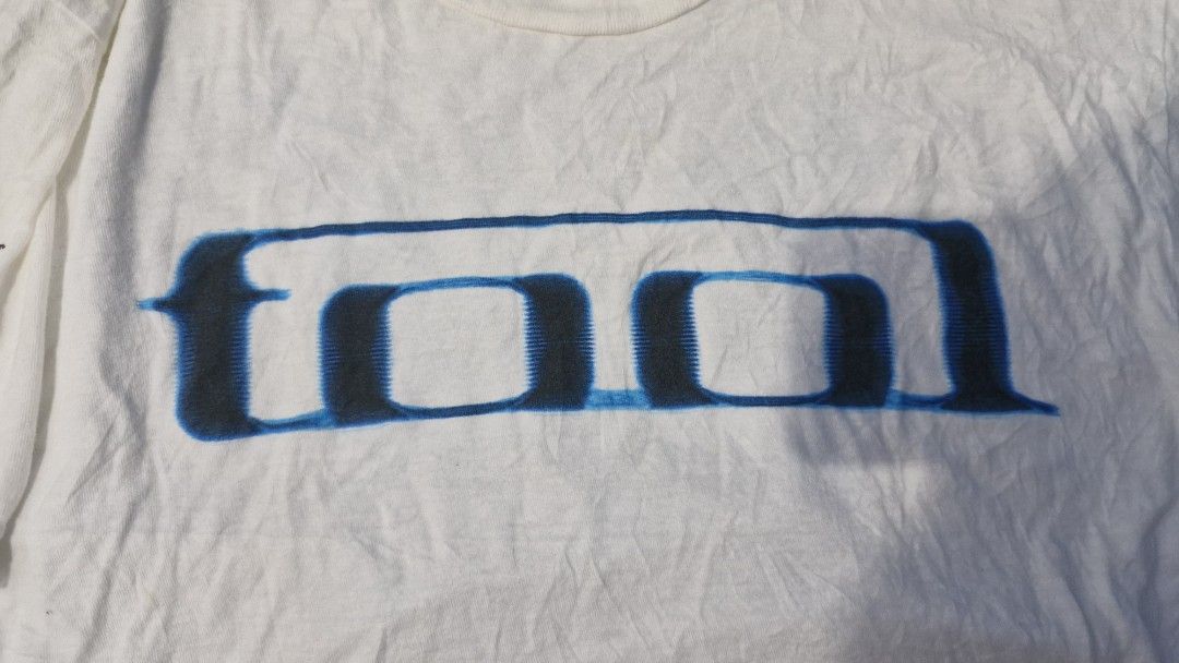 TOOL 2014 tour shirt (band tee) (Category: Tshirts & Polo Shirts ) located in Pili. Submitted by the_g_thrift (Listing ID 1439657575, Image 3). Description: Tool Shirt 2014 Tour Alex Grey Rare Maynard James Keenan Lateralus size large on tag dimes: 20.5 x 27 excellent condition.