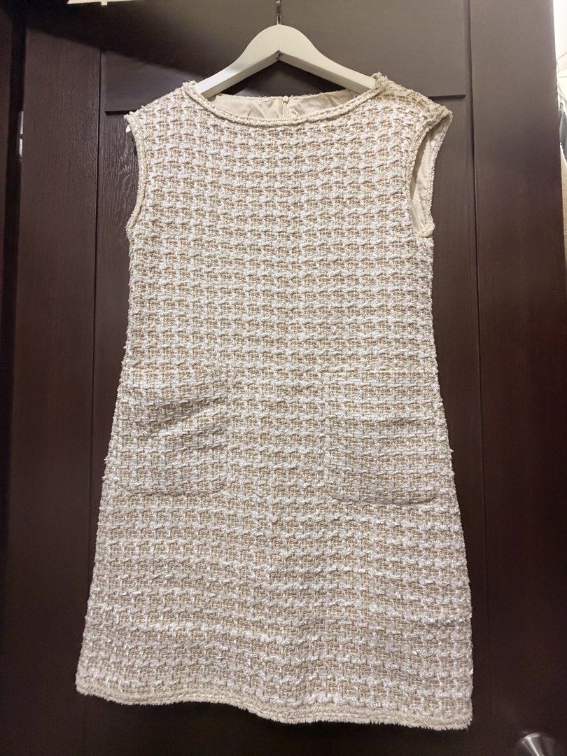 Tweed Sleeveless Dress with Pockets (Category: Dresses) located in Mandaluyong City. Submitted by giuseppina85 (Listing ID 1439765426, Image 1). Description: Elegant tweed dress. Sleeveless with round neck and front pockets. Features white and gold threads with fringed hem. Sophisticated style. Bust 34- 36 inches Waist 29-30 inches.
