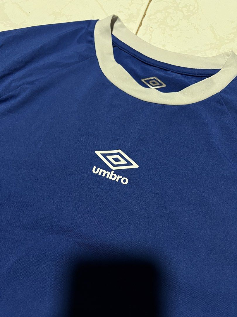 Umbro Ringer T-shirt (Category: Activewear) located in Dapitan. Submitted by gelbread (Listing ID 1439782449, Image 3). Description: .