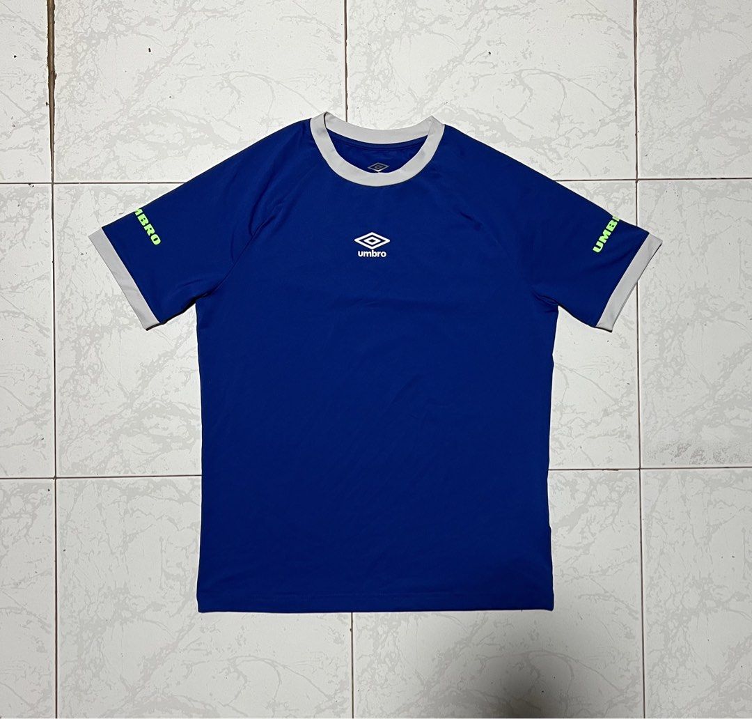 Umbro Ringer T-shirt (Category: Activewear) located in Dapitan. Submitted by gelbread (Listing ID 1439782449, Image 1). Description: .