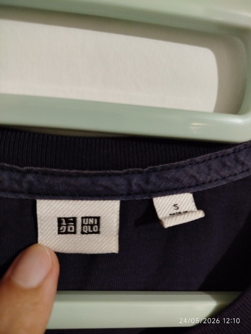 Uniqlo mens tshirt small (Category: Tshirts & Polo Shirts ) located in Quezon City. Submitted by crci12 (Listing ID 1439641101, Image 2). Description: Uniqlo mens tshirt Small Slightly used Color dark grayish blue with hint of a bit purple Color may vary due to lighting Actual pictures posted What you see is what you get P200 last price Meet ups: *Simplicity mini stop commonwealth ave., balara, qc. *Kindly send us a message for a schedule of meet