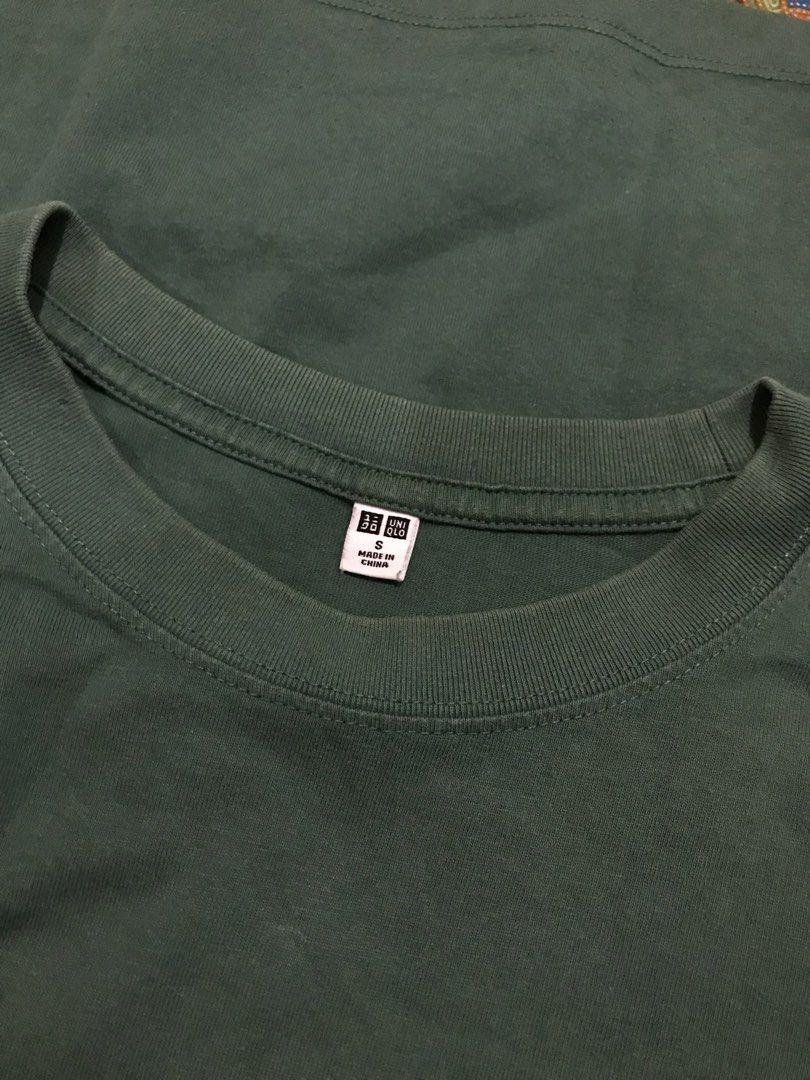 Uniqlo Pocket Tee - Green - Size S (Category: Tshirts & Polo Shirts ) located in Minglanilla. Submitted by par3ng_.alex (Listing ID 1439790323, Image 2). Description: - Uniqlo Pocket Tee in Green - Size: M - Features: Crew neck, chest pocket - Material: 100% Cotton - Origin: Made in China.