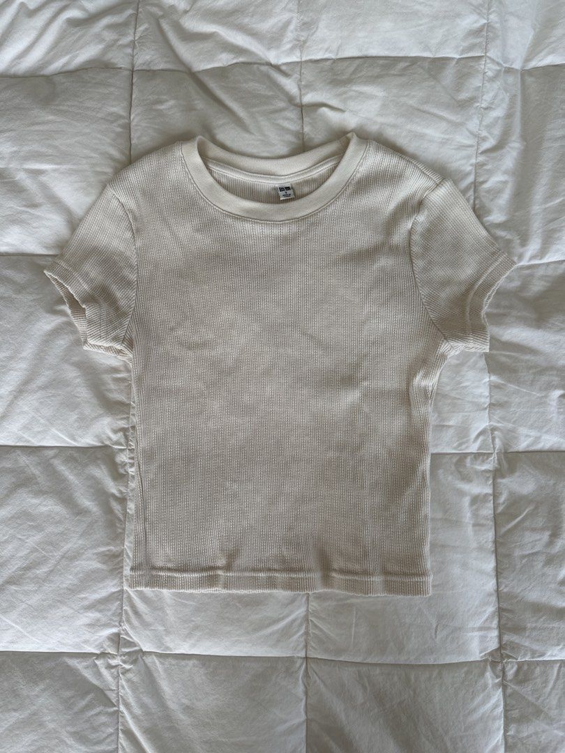 Uniqlo Pointelle Baby Tee - Small (Category: Shirts) located in Calamba. Submitted by naturesfield (Listing ID 1439694389, Image 1). Description: Color Natural. Size S..