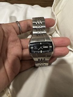 (Category: ) located in . Submitted by xmaniac.preloveditem (Listing ID 1439721921, Image 1). Description: .
