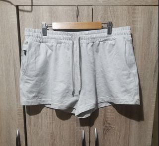 (Category: ) located in . Submitted by thriftersthrift (Listing ID 1439795931, Image 1). Description: .